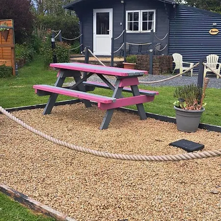Delightful Log , With Sauna *