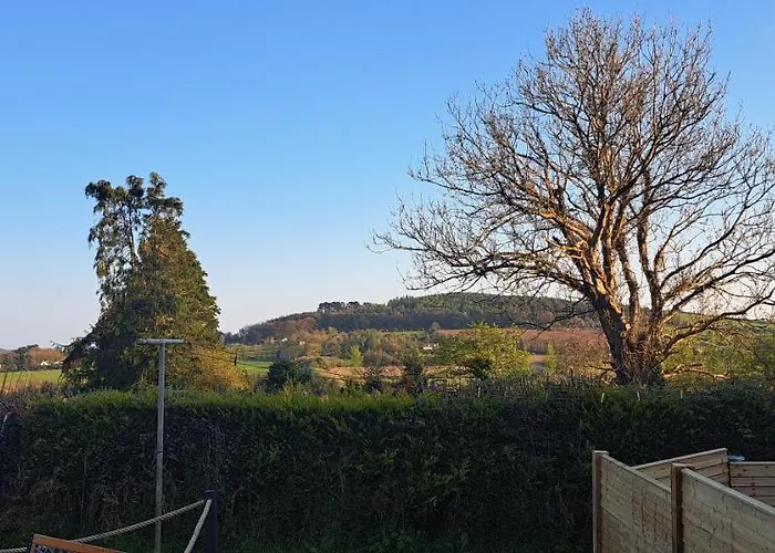 Delightful Log Apartamento Coolnacon